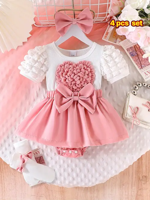Girls' Romantic and Cute 4pcs Set: Heart Bow Decor, Color-Block Splic…